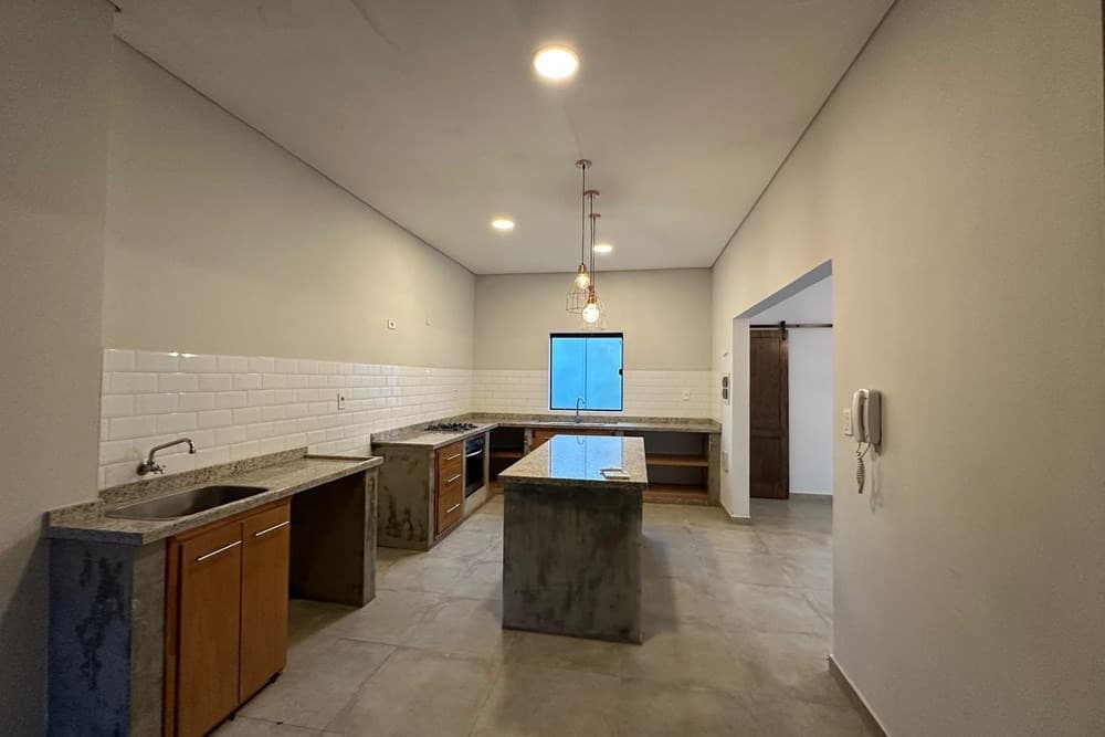 Casa - Alquiler - Lambaré, Central, Paraguay, foto 4