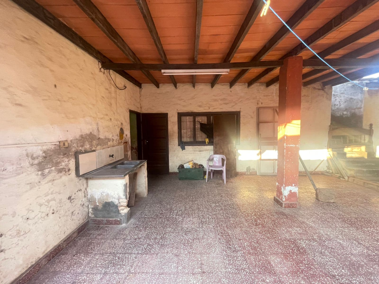Casa en Villa Elisa a refaccionar, foto 2