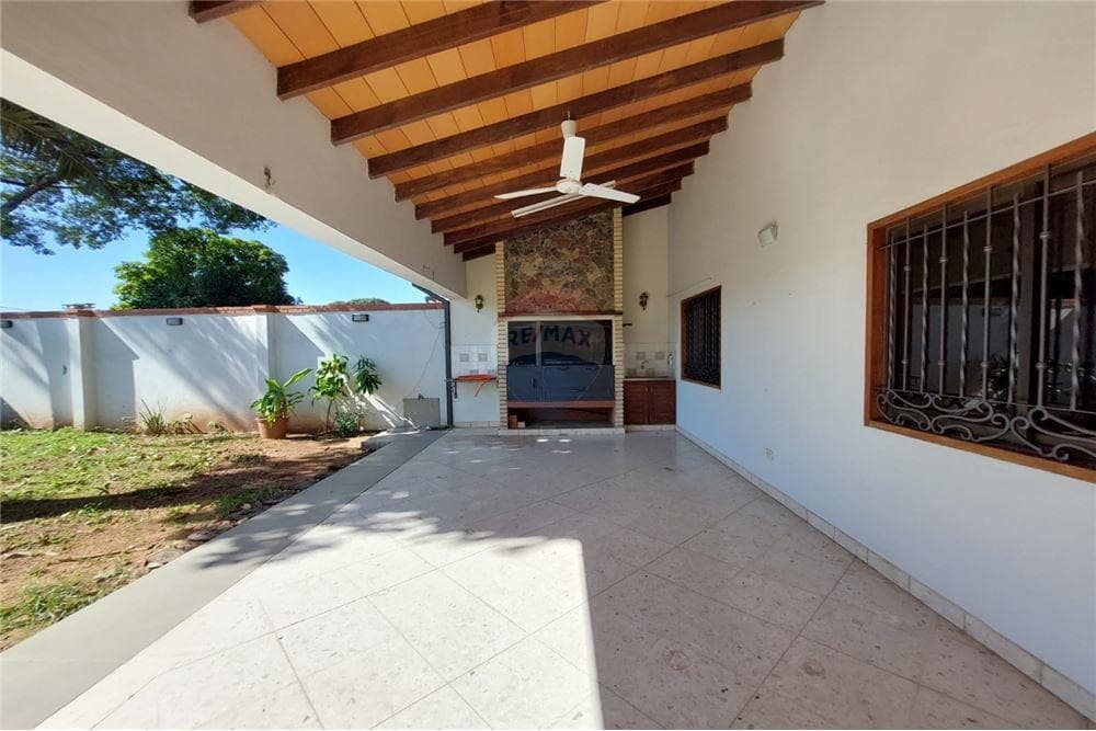 En venta - casa en el prestigioso bº madame lynch, foto 5