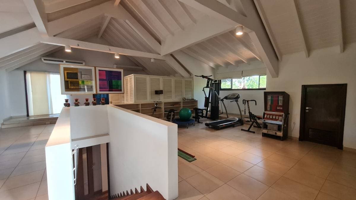En venta hermosa residencia en el barrio Las Mercedes, foto 1