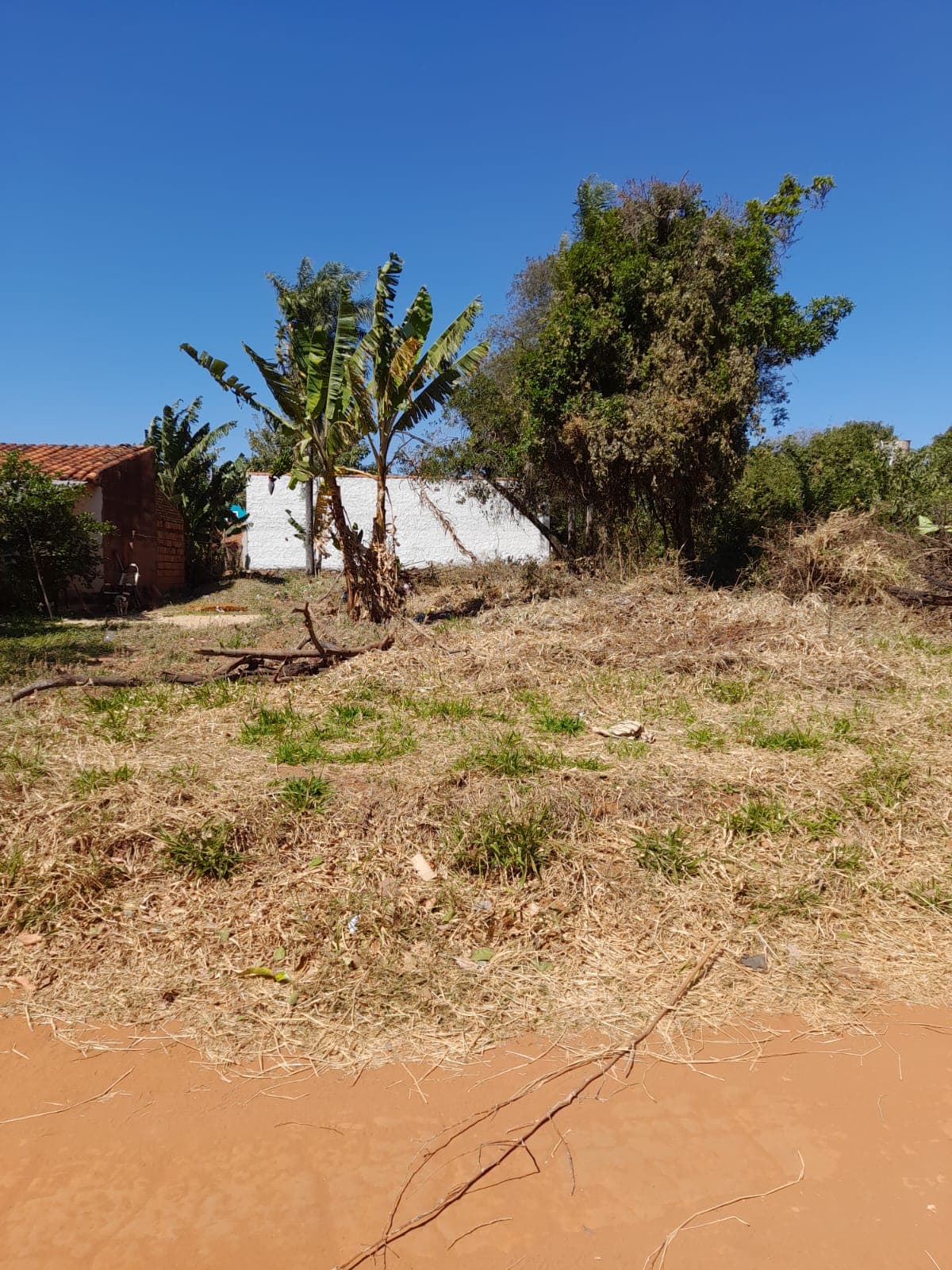 Terreno de 365m2 en Itapuami 1 - Luque