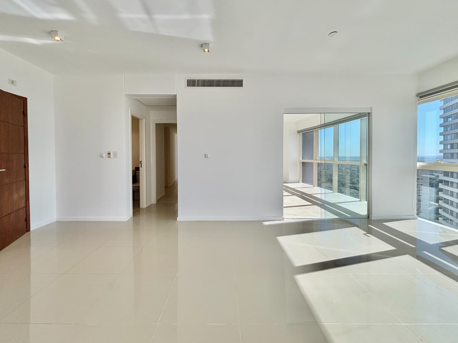 En Venta Exclusivo Departamento En The Tower, foto 2