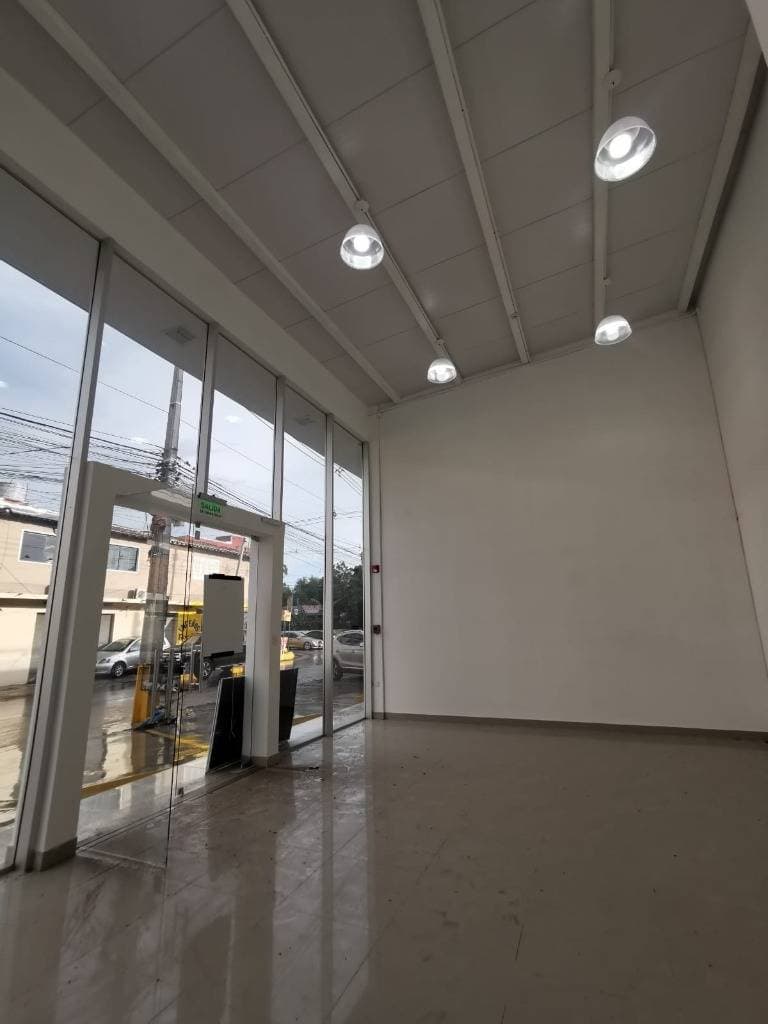 local comercial en Fernando de la Mora Zona Sur, foto 2