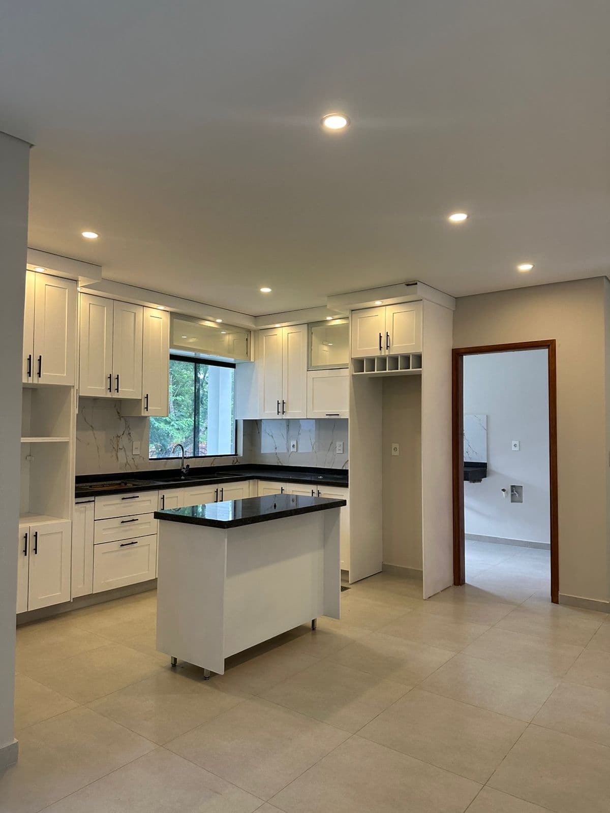 Casa Con 3 Dormitorios - Barrio Paraíso — foto 3