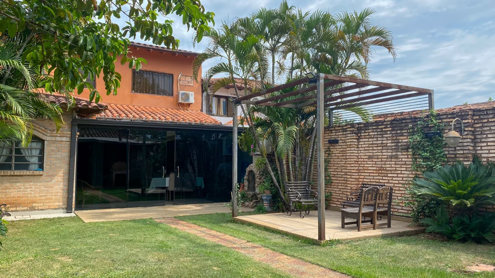 Amplia y hermosa casa en sajonia, foto 2