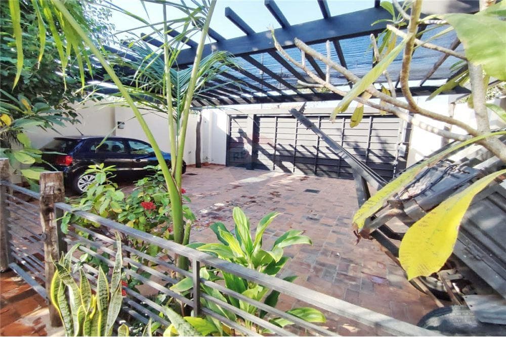 Hermosa casa b° Jara. Zona colegio huerto — foto 2