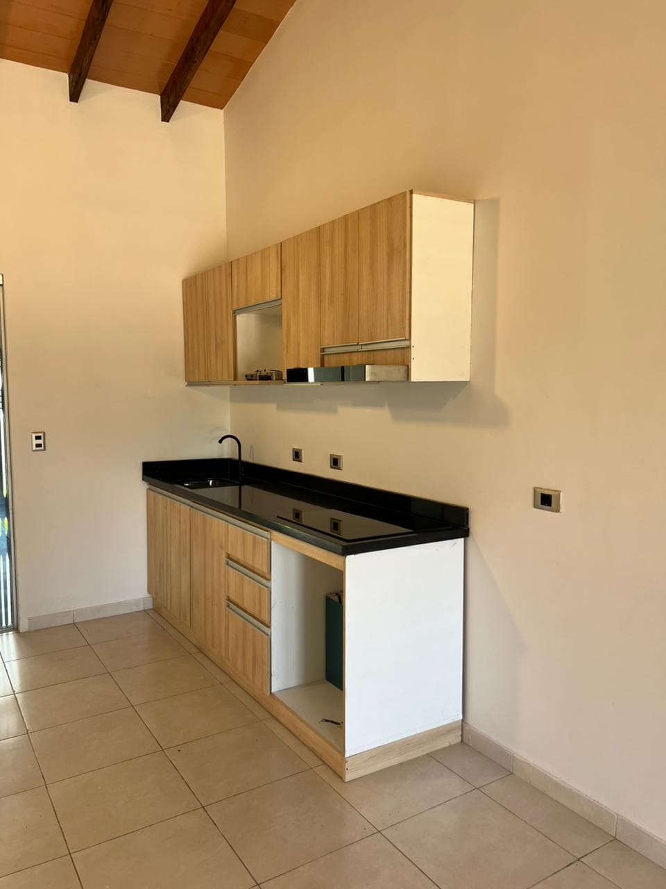 Casa a estrenar en Luque, foto 3