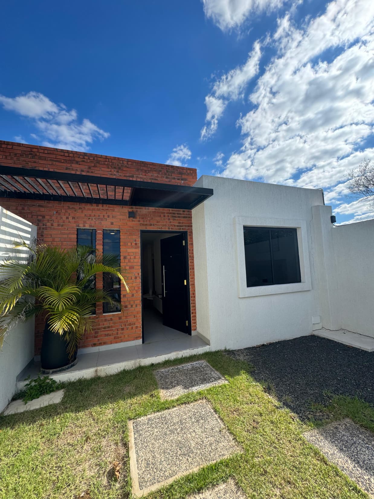Vendo Duplex en Luque