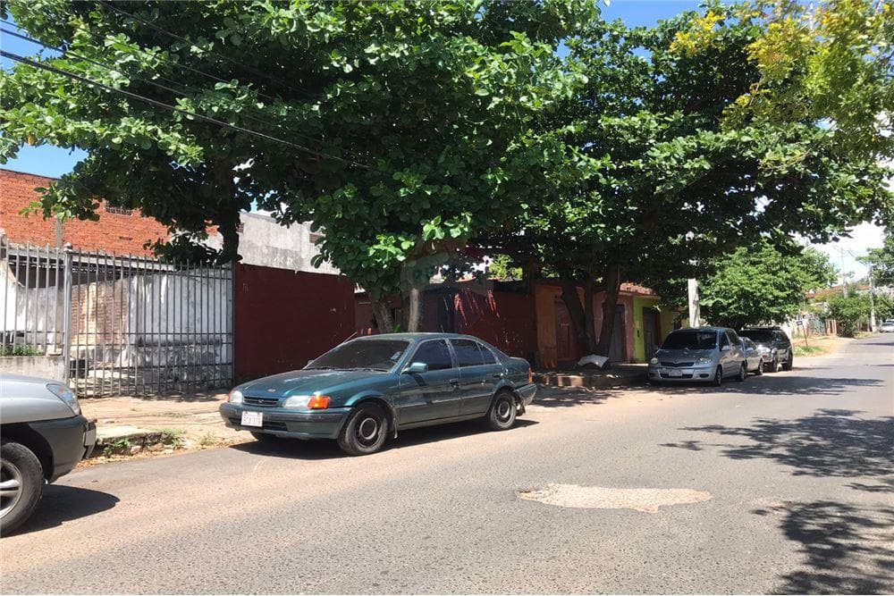 Terreno en esquina en lambare con excelente ubicacion, foto 3