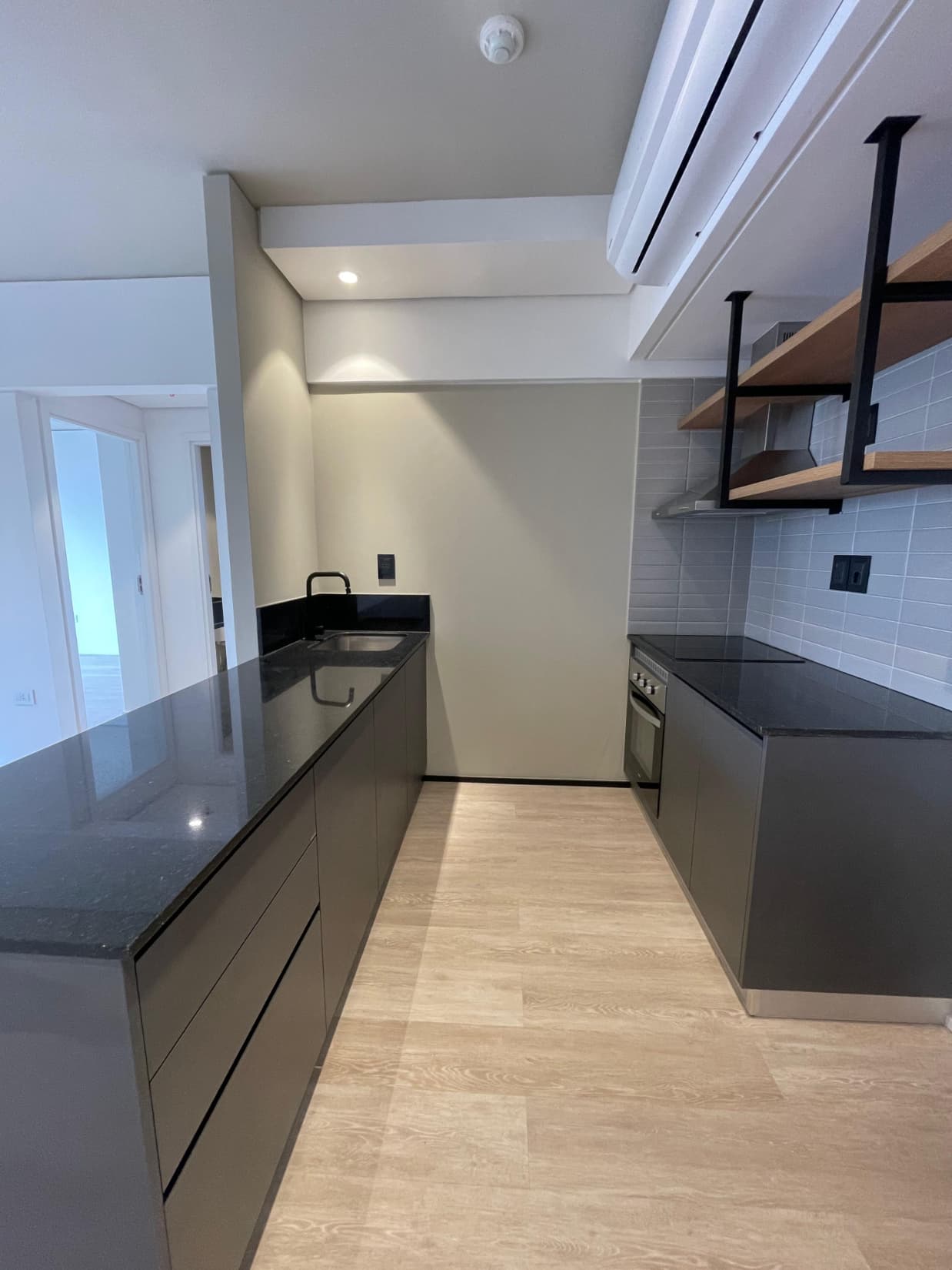 Villa Morra - en venta departamento a estrenar de 2 dormitorios, foto 4