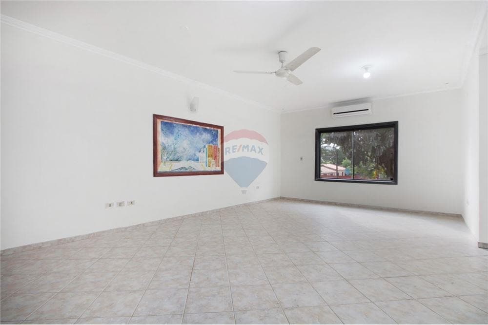 Casa en barrio Herrera, foto 4