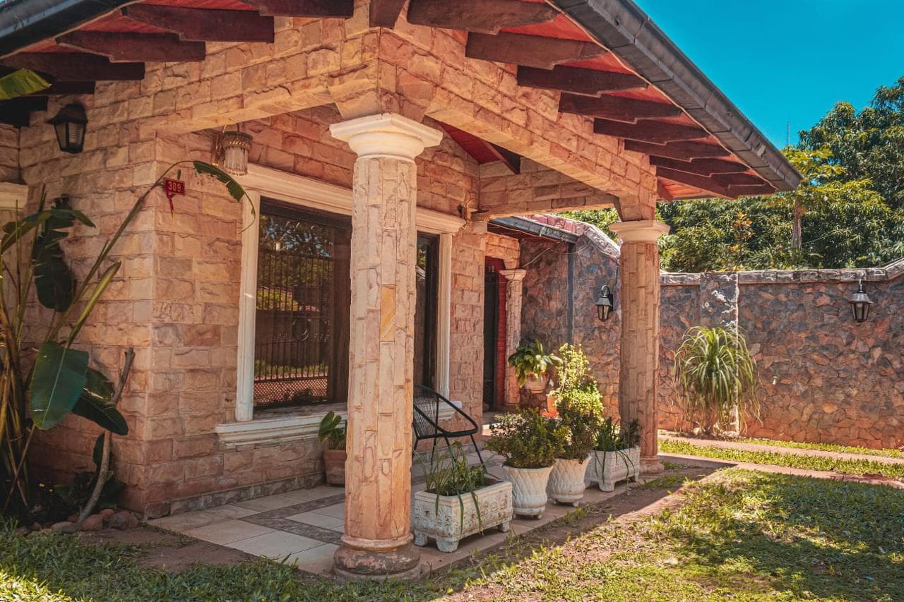 A la venta hermosa casa en mra, foto 3