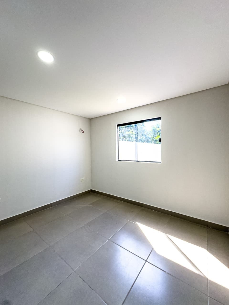 En venta Casa a estrenar en Lambaré 3 Hb, foto 5