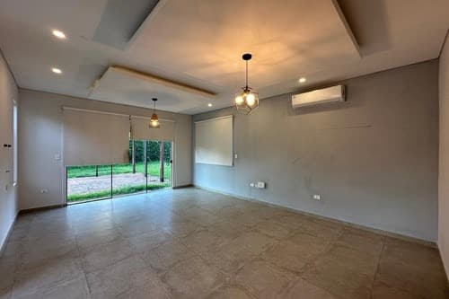 Casa - Alquiler - Lambaré, Central, Paraguay, foto 4