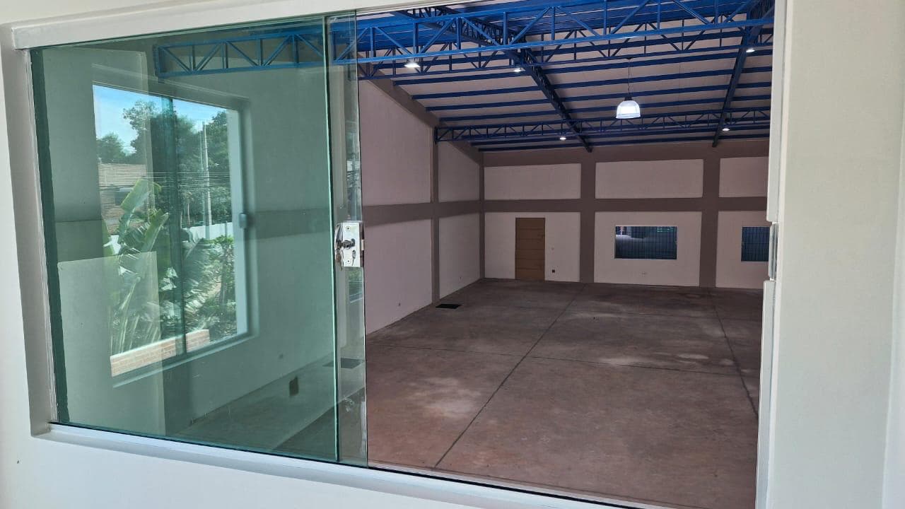 De depósito a estrenar de 240 m² en Luque, foto 5
