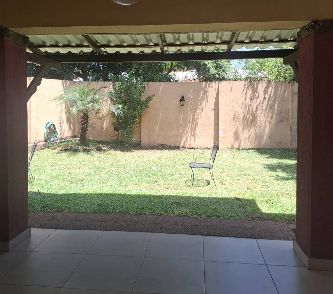 Casa en Fernando de la Mora zona norte, foto 4