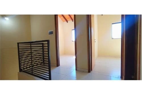 Hermoso Dúplex con Piscina en Venta c/ Renta Activa - Ciudad de Lambaré — foto 4