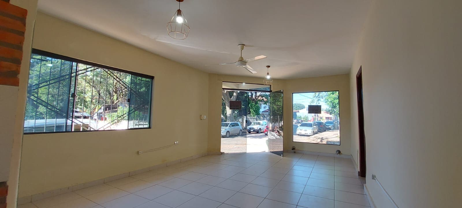 ¡¡¡alquilado!!! ¡local Comercial En Recoleta! — foto 2