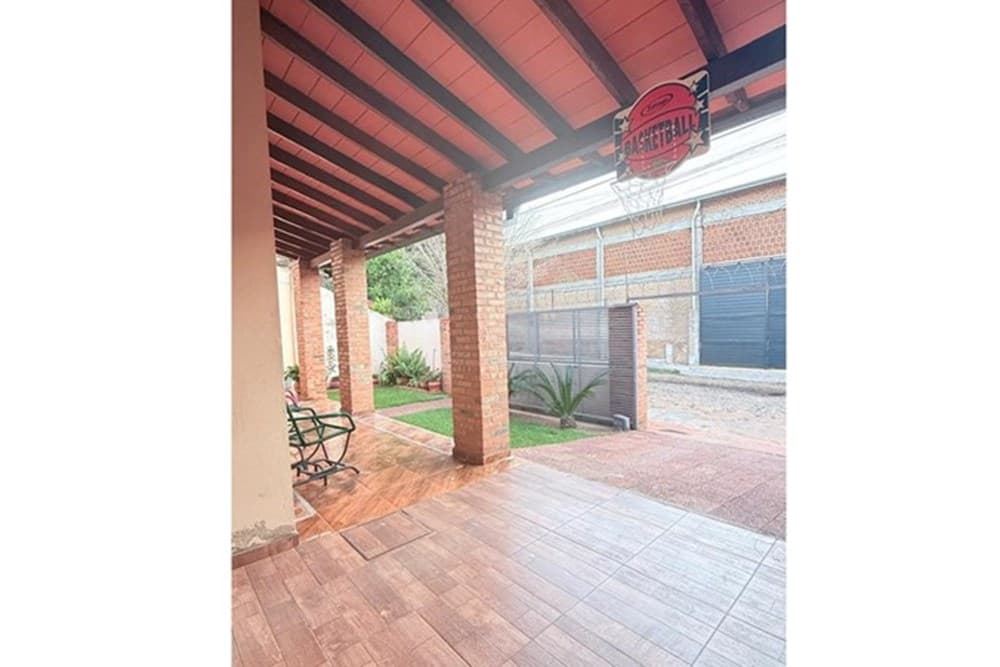Casa con Piscina y Amplio Patio en Lambaré (Villa Virginia) cerca de SEK, foto 4