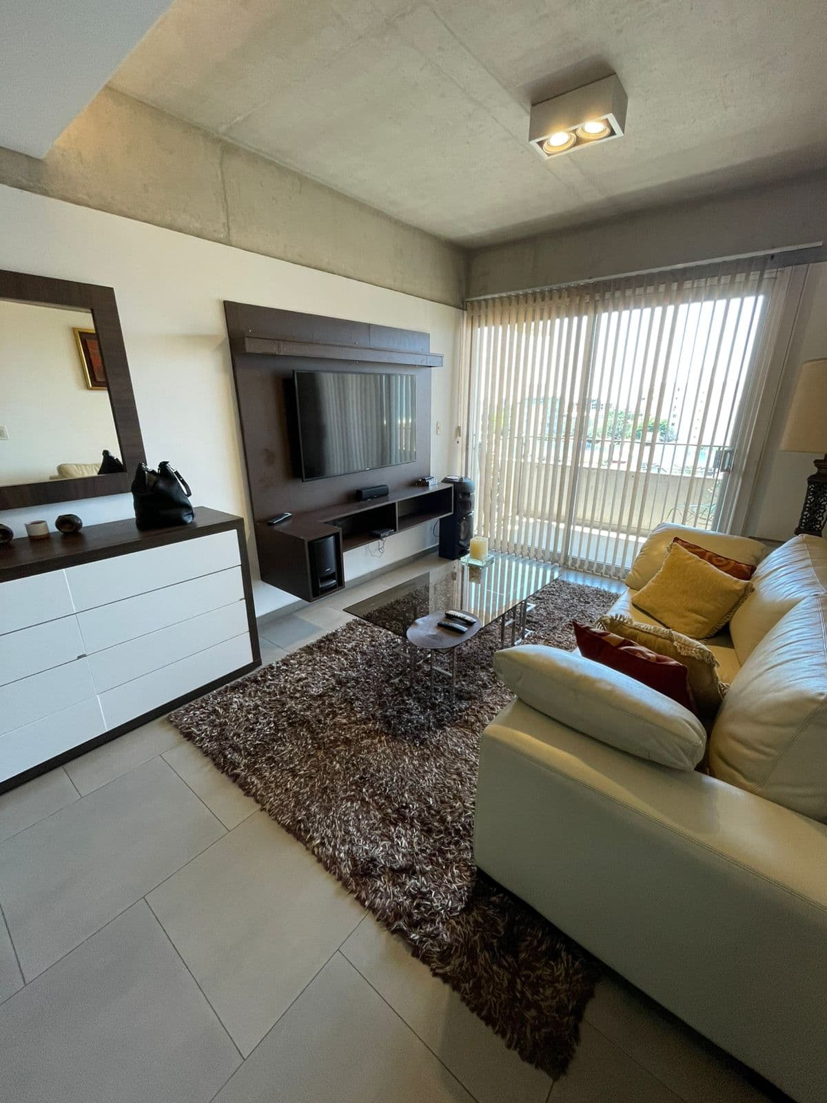 Ciudad nueva en alquiler amplio departamento de 2 dormitorios amoblado