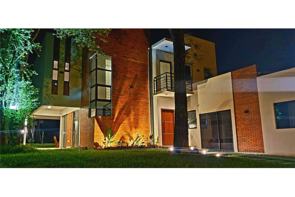 Casa amoblada moderna minimalista en San Bernardino