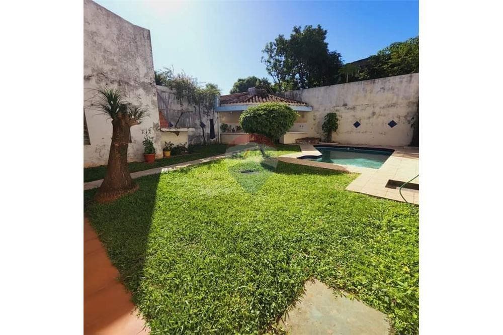 Casa en barrio nazareth — foto 2