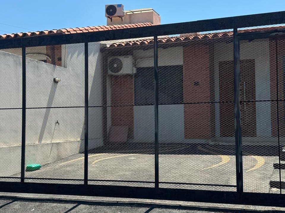Alquilo casa en barrio ita kaaguy Fernando de la Mora