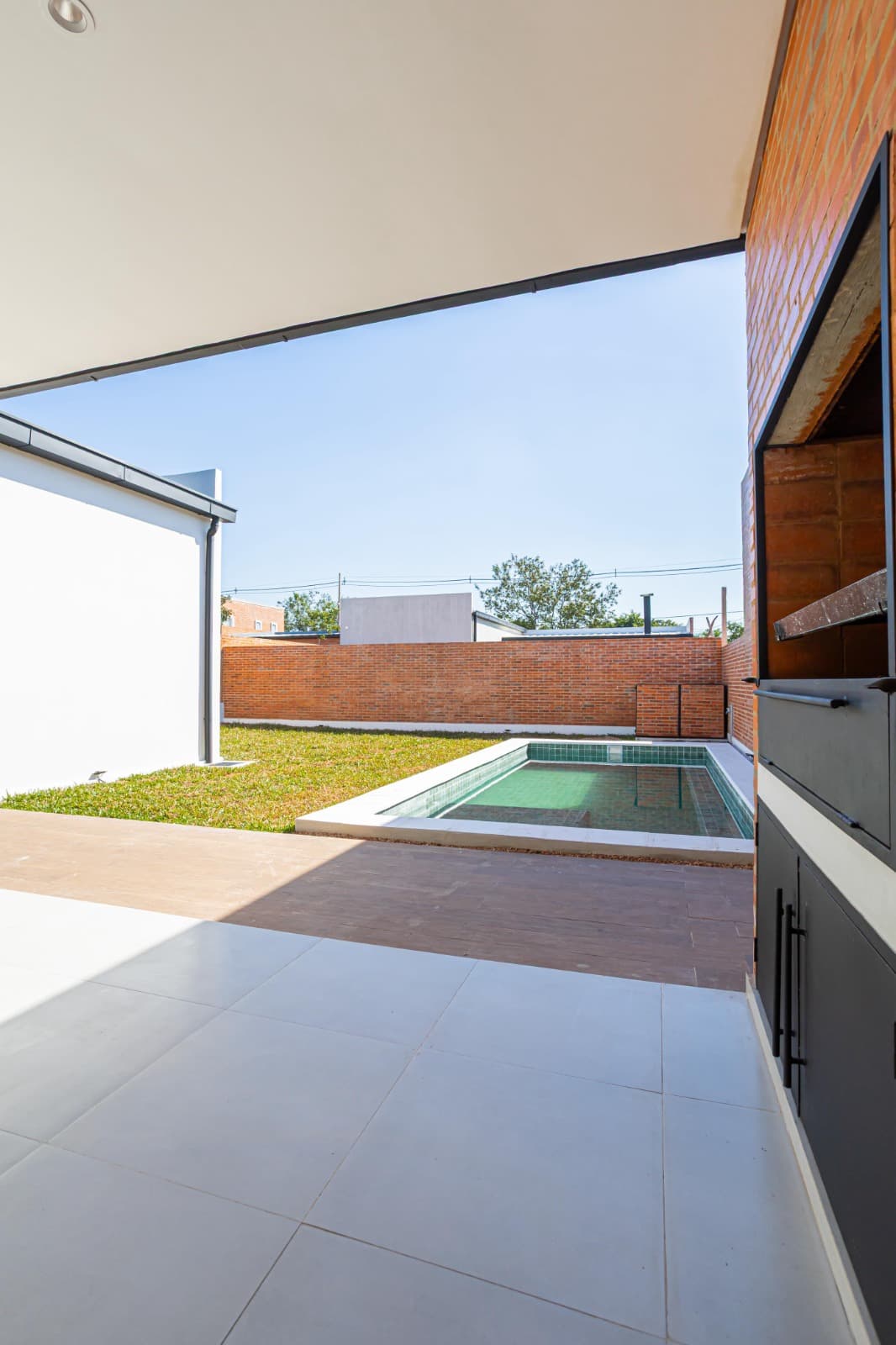 Casa con Piscina a estrenar en Loma Merlo - Luque, foto 1