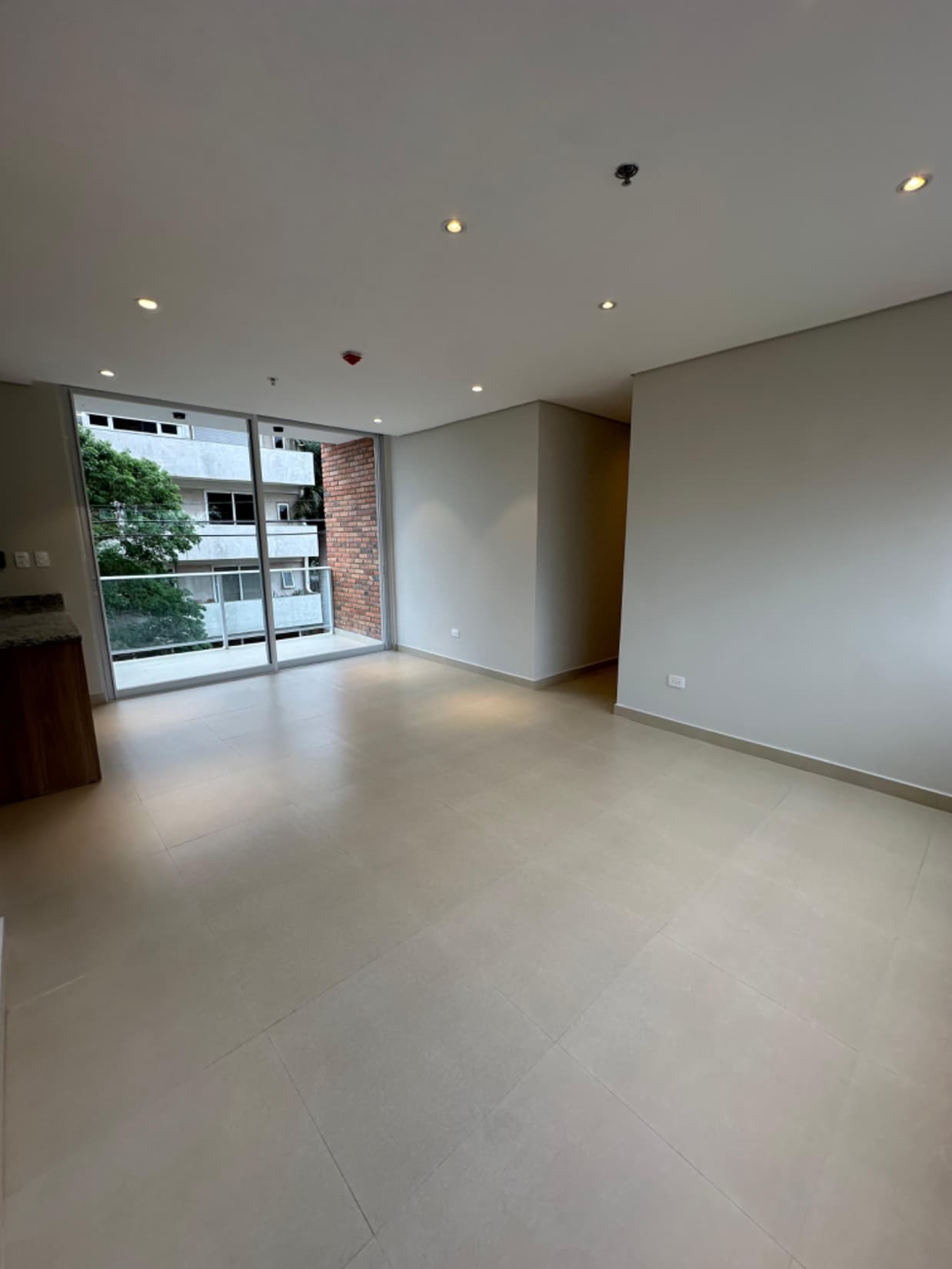 En Venta Departamento De 3 Dormitorios En Carmelitas, foto 1