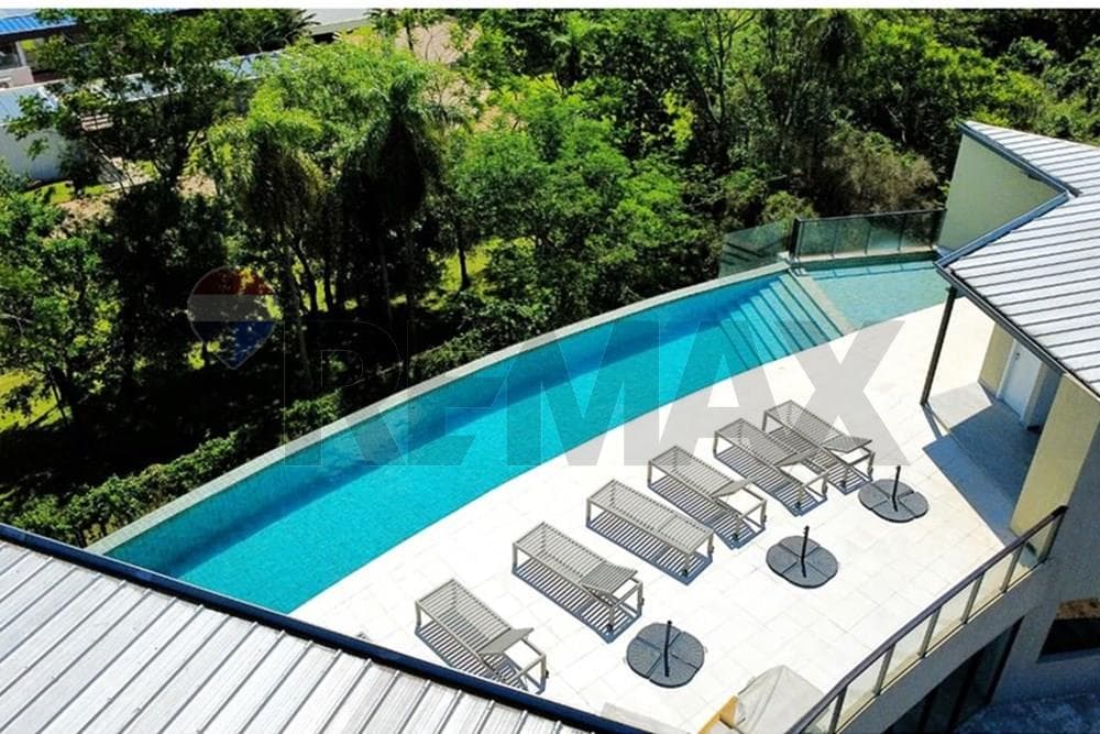 Casa - Alquiler - San Bernardino, Paraguay, foto 3