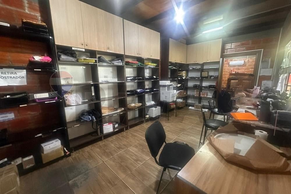 Depósito con Oficina - Villa Aurelia, foto 5