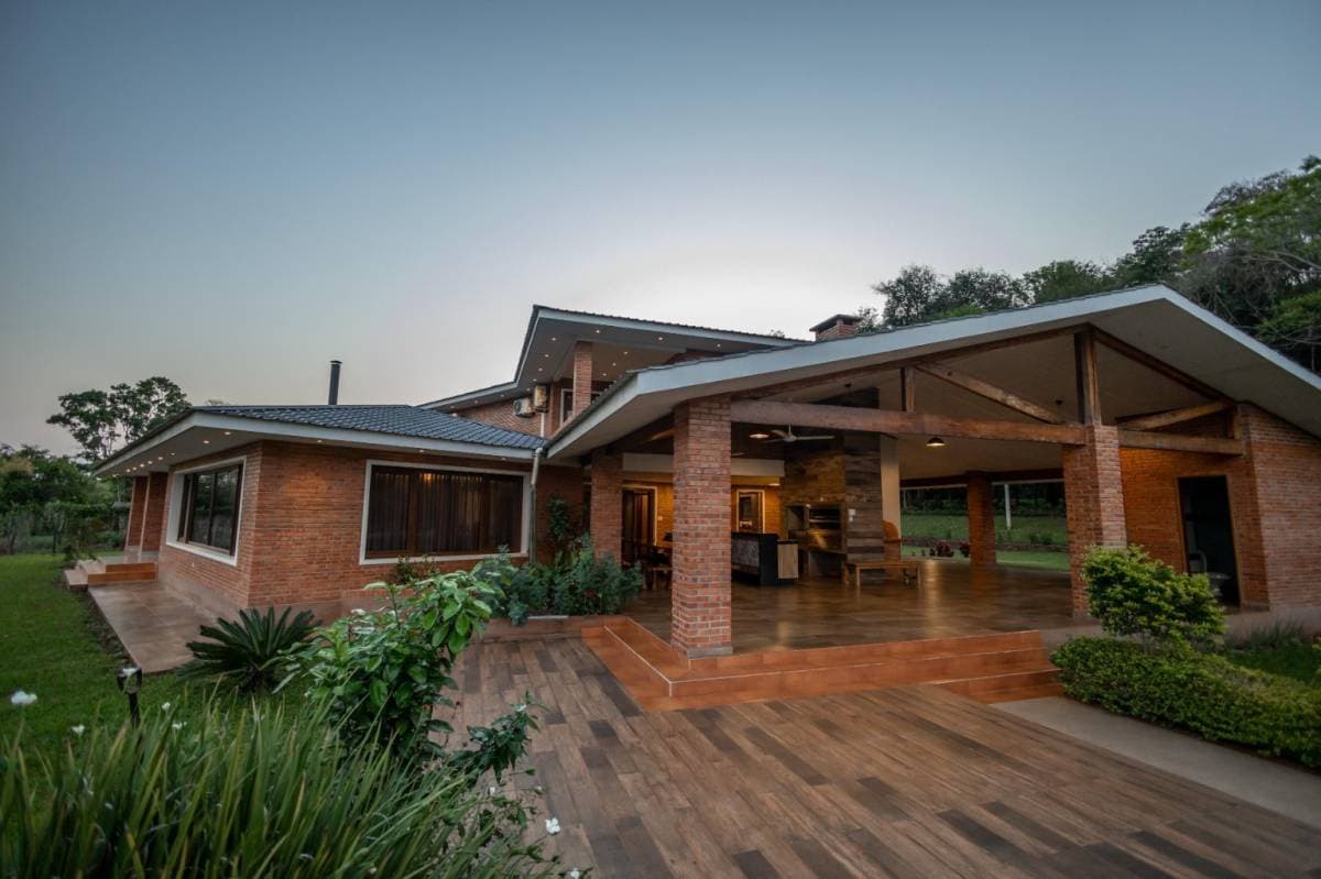 - Estancia 60 ha con casa de lujo y piscina - San Joaquín, Caaguazú, foto 2