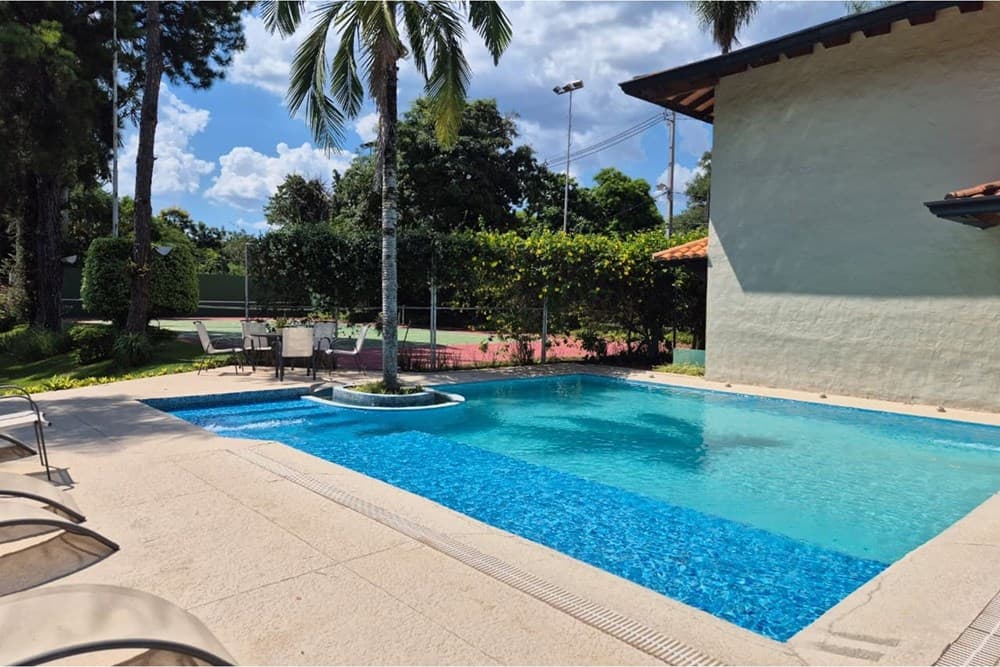 Casa en San Bernardino, foto 2