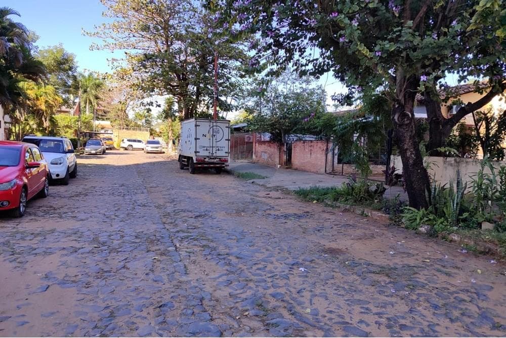Vendo terreno en ycua sati 374 m2
