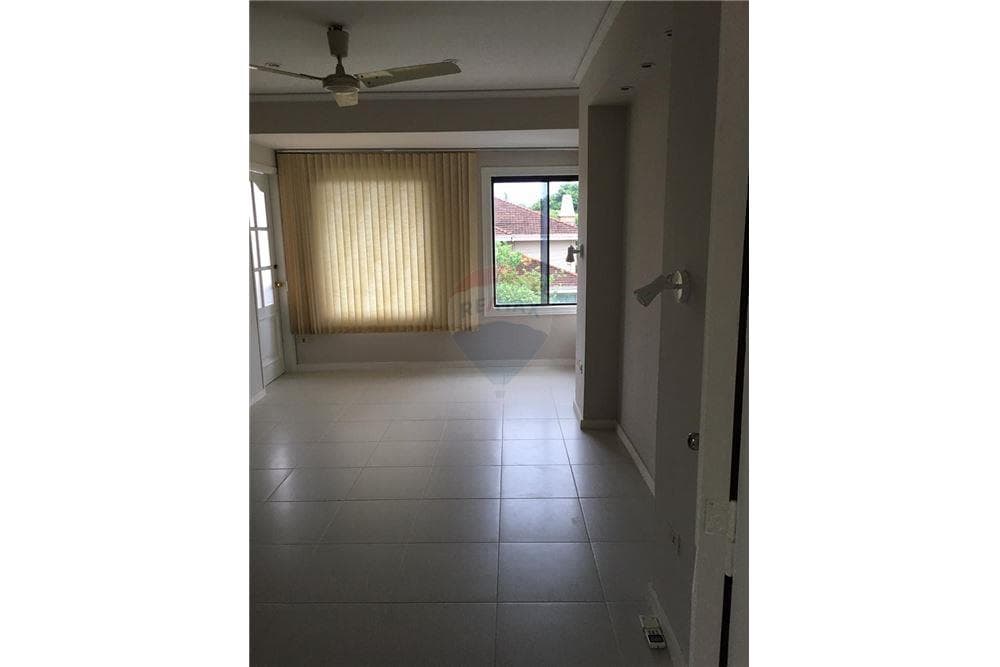 Duplex a 1 cuadra de la Avda España, foto 4