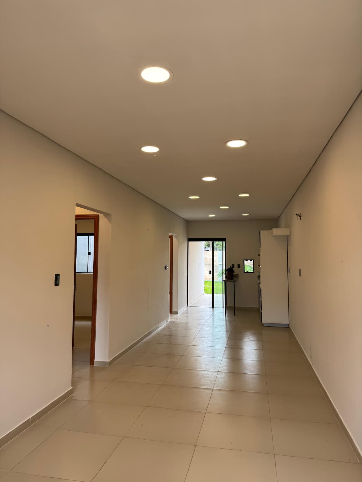 En venta casa tipo chalet a estrenar en Luque — foto 2