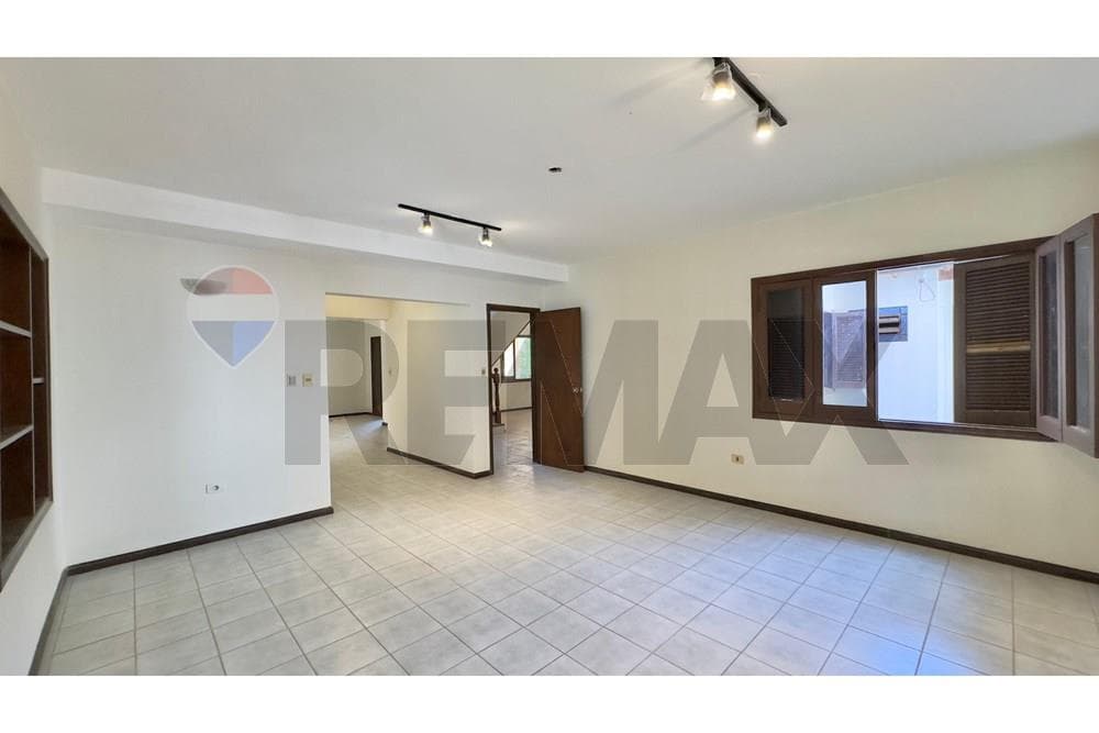 Casa en fernando norte en cul de sac — foto 5