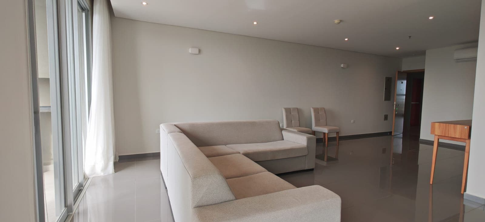 Dpto de 3 habitaciones Villa Morra, foto 2