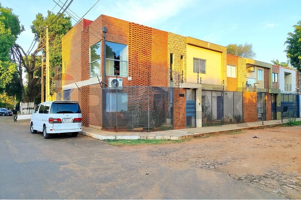 Dúplex en venta - Fernando de la Mora