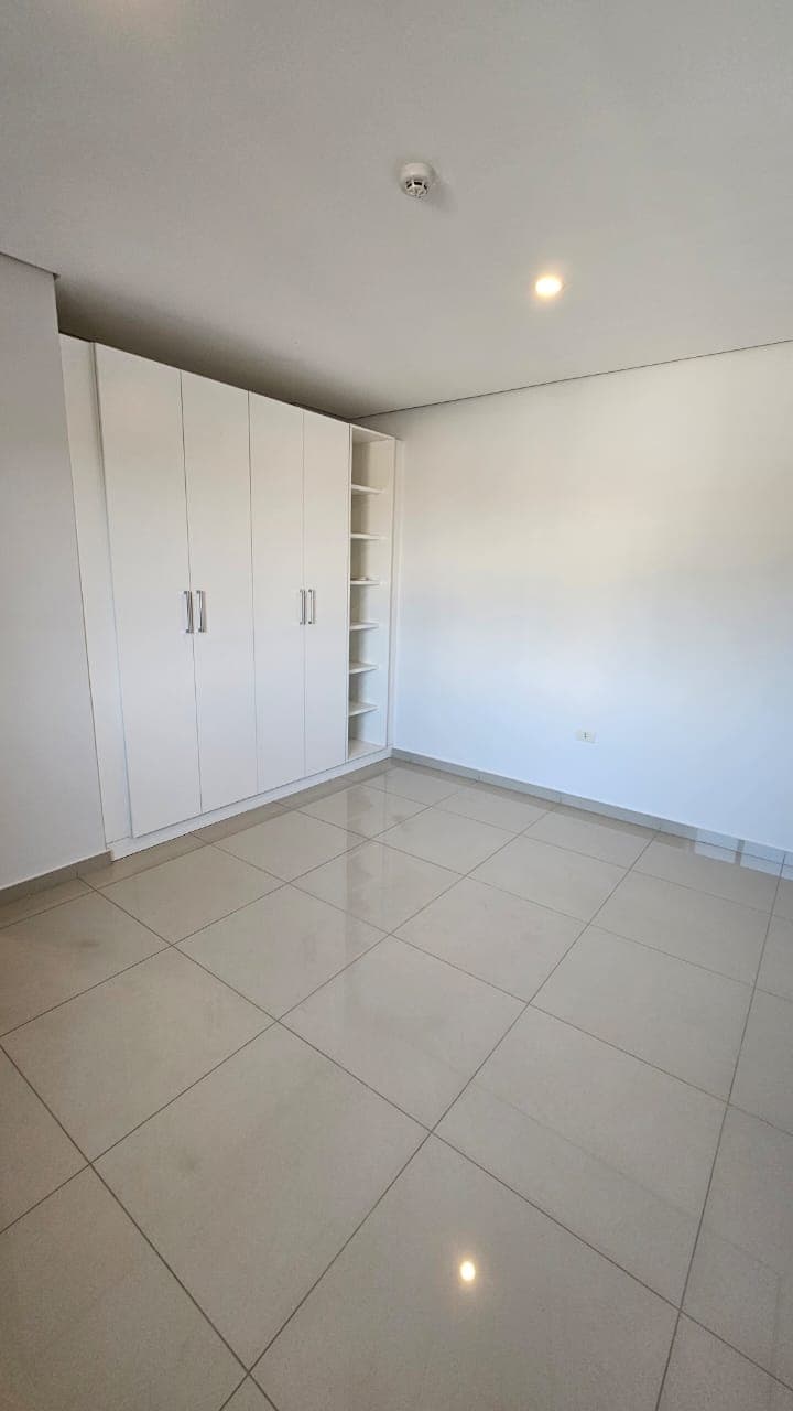 Moderno Y Amplio Dpto De 3 Habit — foto 3