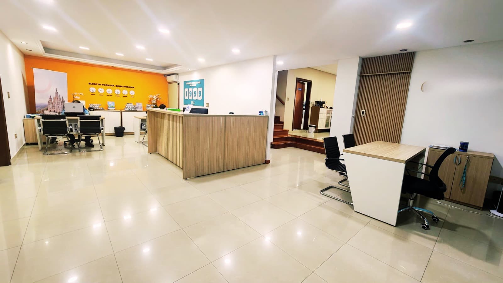 Residencia para oficina en los laureles — foto 2