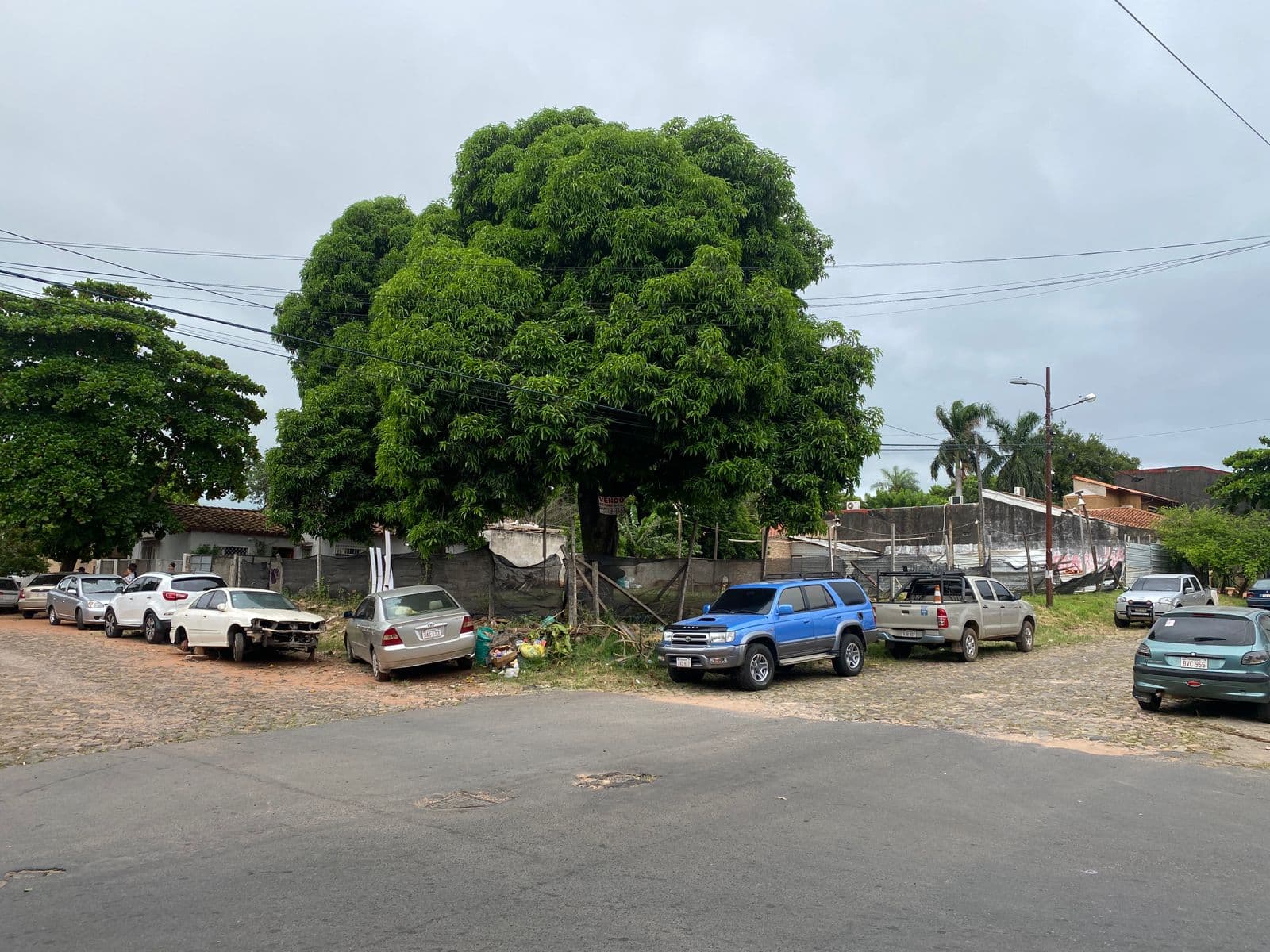 Vendo terreno en esquina en lambare- san rafael