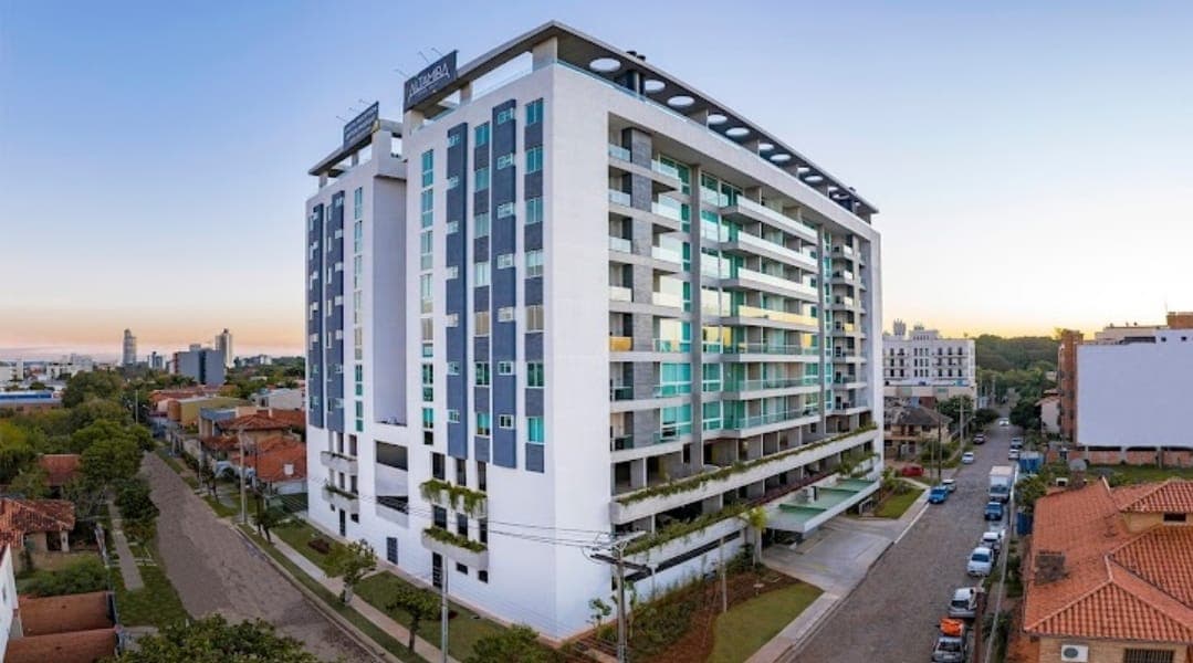 Alquilo Departamento Edificio Altamira Ycua Sati