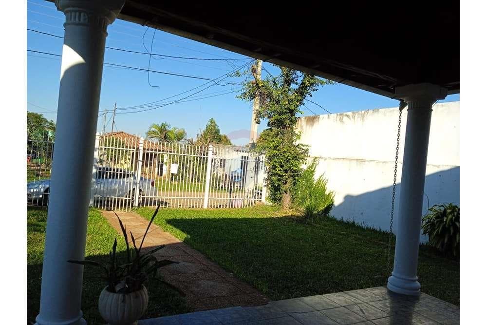 casa con piscina en San Lorenzo — foto 3