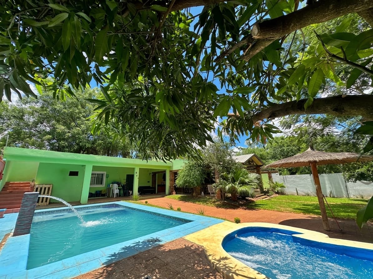 Amplia quinta en aregua, foto 1