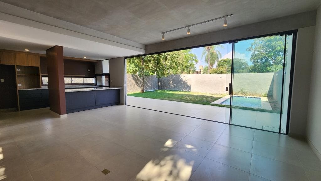 Dúplex En Alquiler, Zona Luque – Conmebol – Barrio America, foto 3