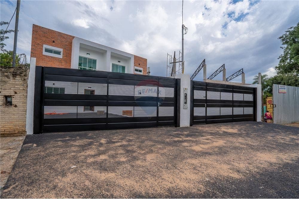 Dúplex A Estrenar en Venta – Luque, Loma Merlo