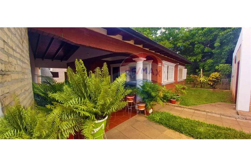 Casa - Venta - Paraguay Central Luque, invierte en un nuevo hogar!