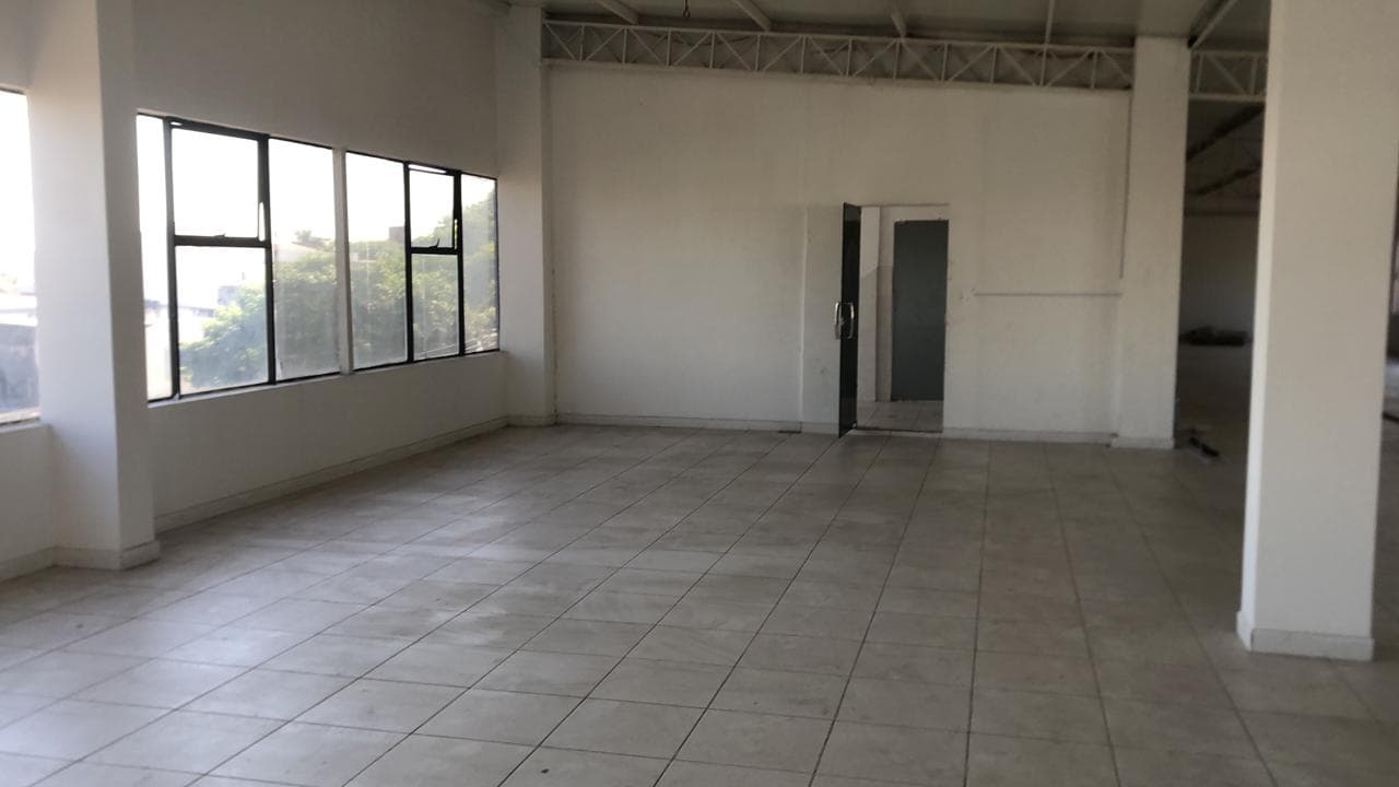 Exclusivo Local Comercial en Alquiler en Los Laureles, Asunción, foto 5