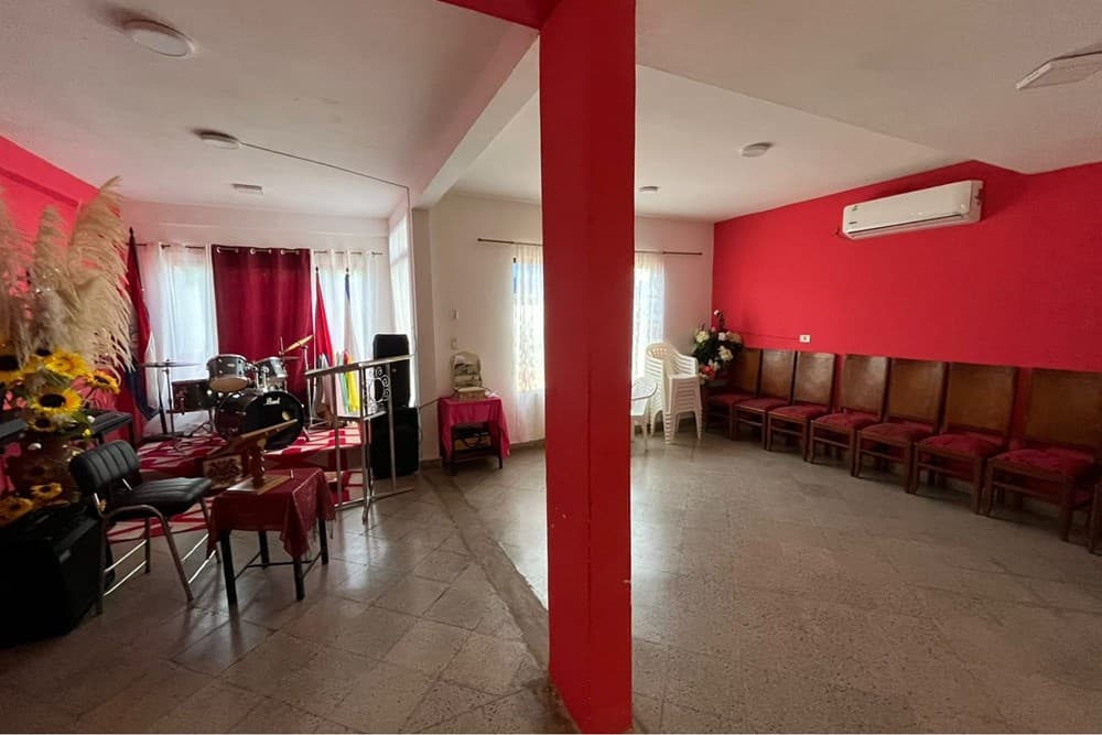 Vendo casa en lambare